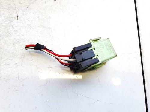 BP32612065O1 main image