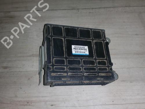 Used Engine control unit (ECU) Engine control unit (ECU) TOYOTA PREVIA I (_R1_, _R2_) 2.4 (TCR11_, TCR10_, TCR10R, TCR11R) (132 hp) 33480835 33480835