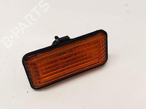 Used Right side indicator Right side indicator VW PASSAT B3/B4 Variant (3A5, 35I) 1.6 TD (80 hp) 40166379 40166379