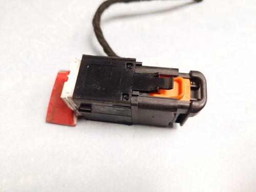 Warning switch VW CADDY III Box Body/MPV (2KA, 2KH, 2CA, 2CH) 1.9 TDI | BP35882360I22 - Image 2