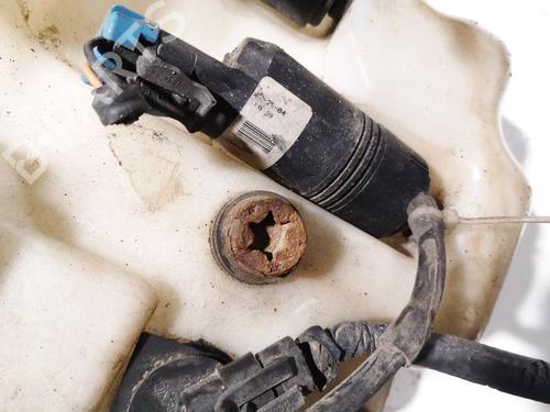 washer-pump-cadillac-srx-2003-2004-2005-2006-2007-2008-2009-34925371 main image