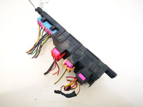 Fuse box AUDI A4 B5 (8D2) 1.9 TDI | BP33078572E1 - Image 3