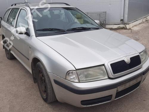 Pièces Détachées Usagées SKODA OCTAVIA I (1U2) 1.9 TDI (110 hp) 4477750