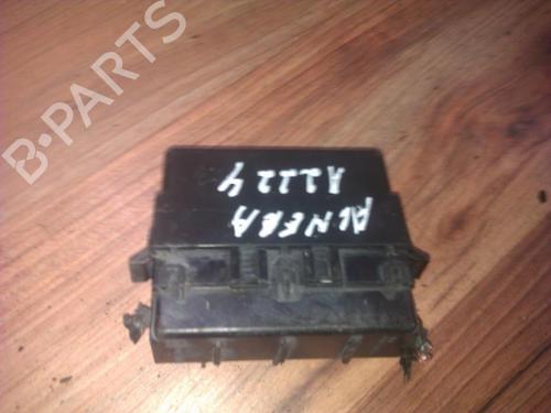 Used Fuse box Fuse box NISSAN ALMERA I Hatchback (N15) 1.4 (87 hp) 33509858 33509858