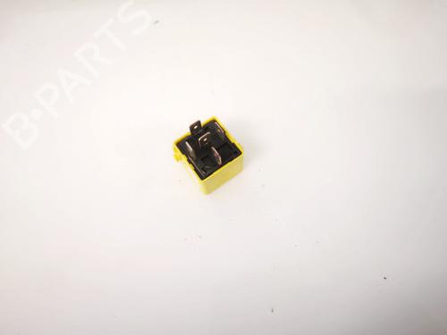 Electronic sensor MERCEDES-BENZ E-CLASS (W210) E 220 CDI (210.006) | BP32884591M84 - Image 2