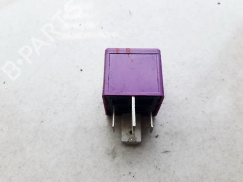 Used Electronic sensor Electronic sensor OPEL ASTRA G Hatchback (T98) 1.6 (F08, F48) (75 hp) 33099570 33099570
