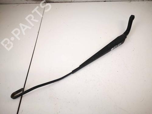 Used Front windshield wiper arm VOLVO S80 I (184) 2.5 TDI (140 hp) 32627663