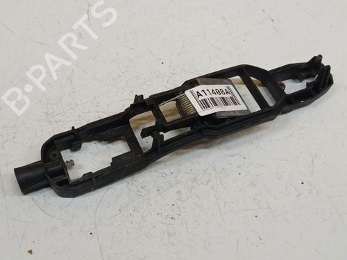Used Rear left exterior door handle Rear left exterior door handle MERCEDES-BENZ M-CLASS (W163) ML 270 CDI (163.113) (163 hp) 36251629 36251629