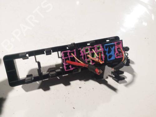 Fuse box VW JETTA III (1K2) 1.9 TDI | BP32567827E1  - Image 5