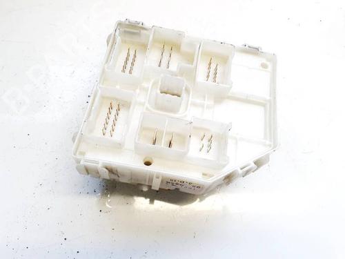 Fuse box TOYOTA RAV 4 II (_A2_) 2.0 (ACA26) | BP32626055E1 - Image 3