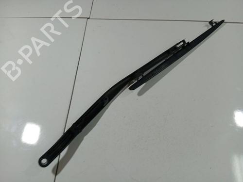 Used Rear windshield wiper arm Rear windshield wiper arm 39158731 39158731