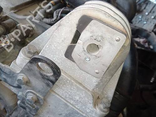 Used Engine mount Engine mount VOLVO XC90 I (275) 2.5 T AWD (209 hp) 32956537 32956537