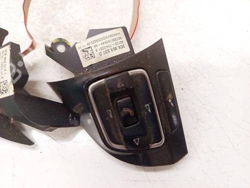 Steering wheel controls VW GOLF VI (5K1) 1.6 TDI | BP34752401E15 - Image 2