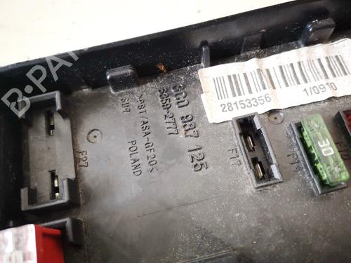 Fuse box VW PASSAT B6 (3C2) 2.0 TDI | BP32904956E1 - Image 3