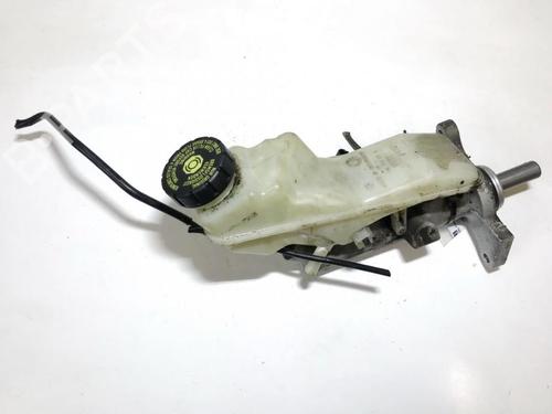 Used Brake master cylinder Brake master cylinder TOYOTA COROLLA Saloon (_E12_) 1.4 D-4D (NDE120_, NDE120R) (90 hp) 35709929 35709929