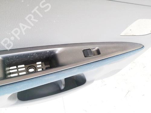 switch-mazda-2-dy-2003-2004-2005-2006-2007-33072637 main image