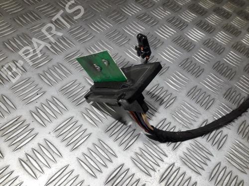 heater-resistor-opel-sintra-apv-1996-1997-1998-1999-35698052 main image
