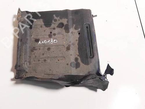Used Underbody protection Underbody protection TOYOTA YARIS (_P9_) 1.4 D-4D (NLP90_, NLP90R) (90 hp) 35056946 35056946