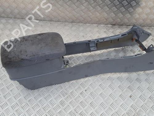 Used Armrest / Center console Armrest / Center console MAZDA 6 Saloon (GG) 2.3 (GG3P) (166 hp) 35694251 35694251