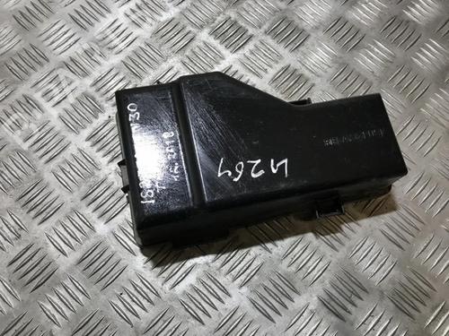 fuse-box-toyota-rav-4-ii-_a2_-2000-2001-2002-2003-2004-2005-33500653 main image