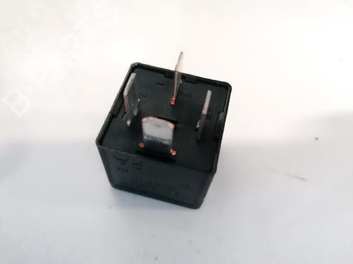 Electronic sensor FORD MONDEO III (B5Y) 2.0 TDCi | BP33087233M84 - Image 3
