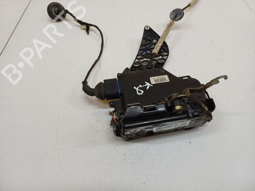 Used Front left lock Front left lock 39061820 39061820
