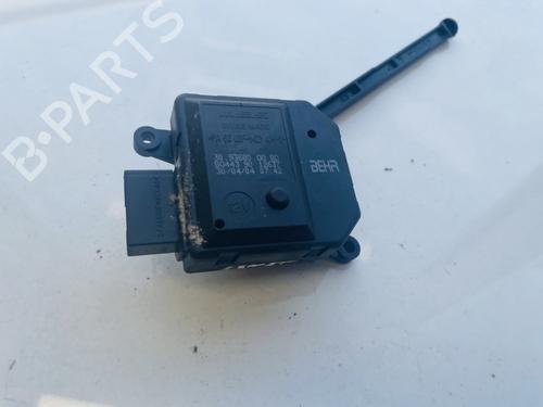 electronic-module-opel-zafira-a-mpv-t98-1999-2000-2001-2002-2003-2004-2005-2006-32880647 main image