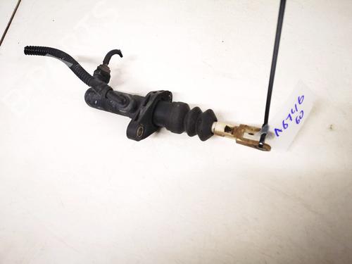 Used Clutch slave cylinder Clutch slave cylinder 35557913 35557913