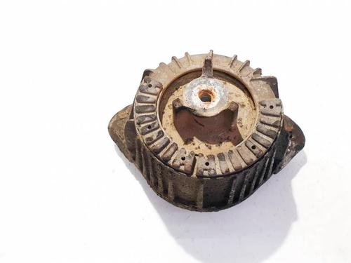 engine-mount-mercedes-benz-e-class-w212-2009-2010-2011-2012-2013-2014-2015-2016-32940682 main image
