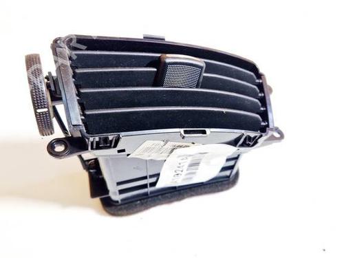 Used Air vent HYUNDAI i30 (FD) 1.6 CRDi (90 hp) 32578570