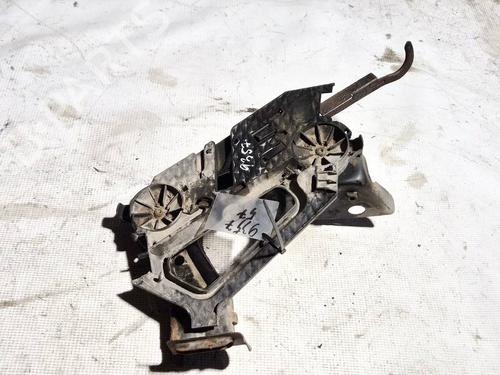 Used Right headlight support Right headlight support 35230082 35230082