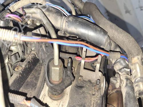 Used Injector Injector VW PHAETON (3D1, 3D2, 3D3, 3D4, 3D6, 3D7, 3D8, 3D9) 3.0 V6 TDI 4motion (224 hp) 40166561 40166561