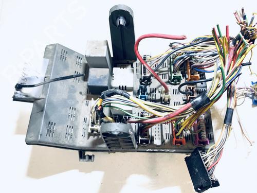 Used Fuse box Fuse box RENAULT LAGUNA I (B56_, 556_) 1.9 dTi (B56J) (98 hp) 33078156 33078156