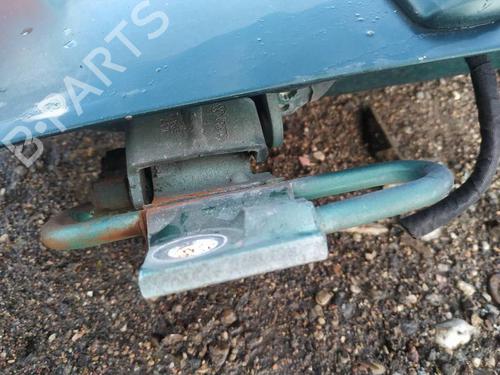 Used Hinge/Door check strap Hinge/Door check strap 32921977 32921977