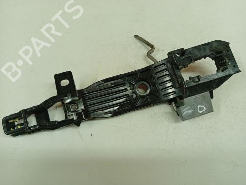 Used Front right exterior door handle Front right exterior door handle MAZDA 6 Hatchback (GH) 2.2 MZR-CD (GH10) (163 hp) 40555935 40555935