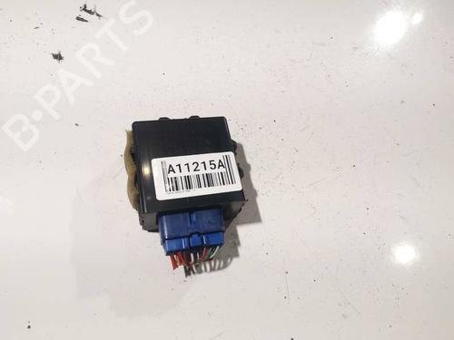 Used Electronic module Electronic module TOYOTA COROLLA (_E12_) 1.4 D (NDE120_, NDE120R) (90 hp) 33565131 33565131