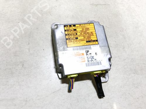 Used ECU airbags ECU airbags TOYOTA COROLLA Verso (_E12_) 2.0 D-4D (CDE120_, CDE120R) (90 hp) 33061881 33061881