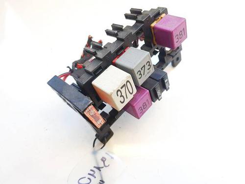 Used Fuse box Fuse box AUDI A6 C6 (4F2) 3.0 TDI quattro (225 hp) 32949548 32949548