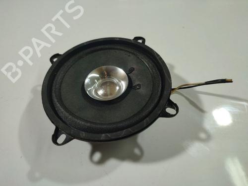 Used Speaker MERCEDES-BENZ 123 Saloon (W123) 240 D (123.123) (72 hp) 32548351