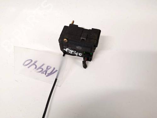 Used Electronic module Electronic module VW PHAETON (3D1, 3D2, 3D3, 3D4, 3D6, 3D7, 3D8, 3D9) 3.2 V6 (241 hp) 32940053 32940053