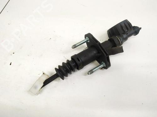 Used Clutch slave cylinder Clutch slave cylinder 35465560 35465560