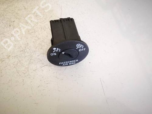 switch-opel-insignia-a-g09-2008-2009-2010-2011-2012-2013-2014-2015-2016-2017-36507148 main image