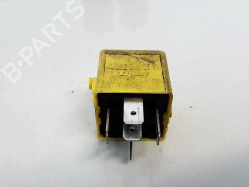 Used Electronic sensor Electronic sensor MERCEDES-BENZ S-CLASS (W220, V220) S 320 CDI (220.026, 220.126) (197 hp) 33064402 33064402