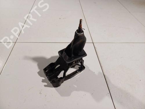 Selector da caixa Selector da caixa TOYOTA COROLLA (_E12_) 2.0 D-4D (CDE120R, CDE120L_) (110 hp) 34998039 34998039