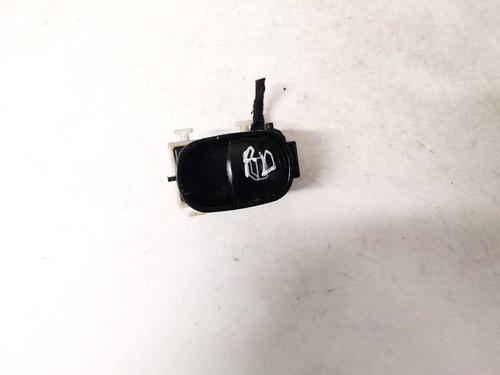 switch-mercedes-benz-c-class-w203-2000-2001-2002-2003-2004-2005-2006-2007-32930475 main image