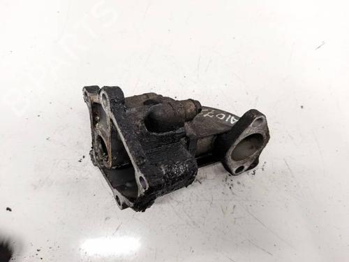 Used Thermostat housing Thermostat housing 37736895 37736895