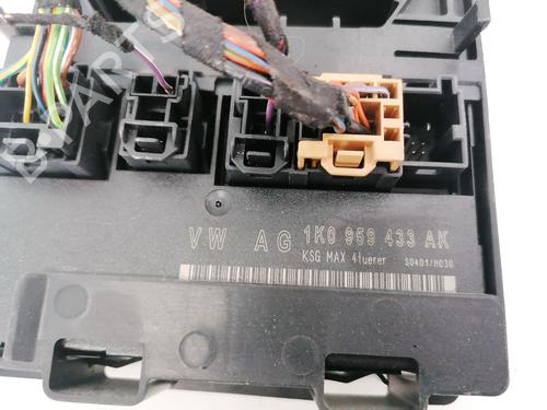 Electronic module VW GOLF V (1K1) 1.9 TDI | BP35406758M83 - Image 3