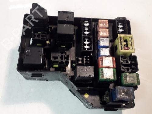 Used Fuse box Fuse box 33513516 33513516