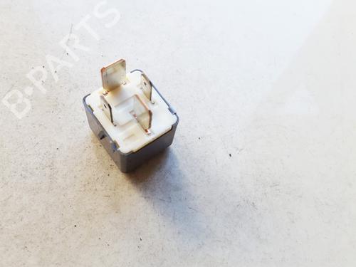 Electronic sensor TOYOTA RAV 4 III (_A3_) 2.2 D 4WD (ALA30_, ALA30R) | BP33517700M84 - Image 2