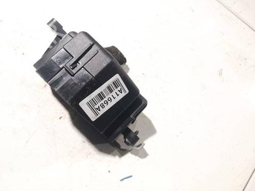 Used Fuse box Fuse box 39604456 39604456